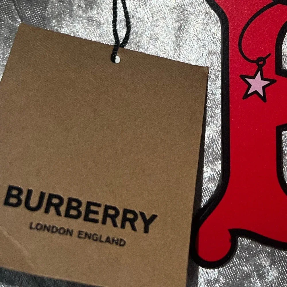 Burberry bag charm tag Red Leather Tb Bag Charm gold logo travel letter star